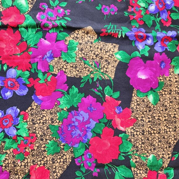 LIZ CLAIRBORNE VINTAGE 100% SILK WOMAN SQUARE SCARF FLORAL DESIGN - Picture 6 of 7